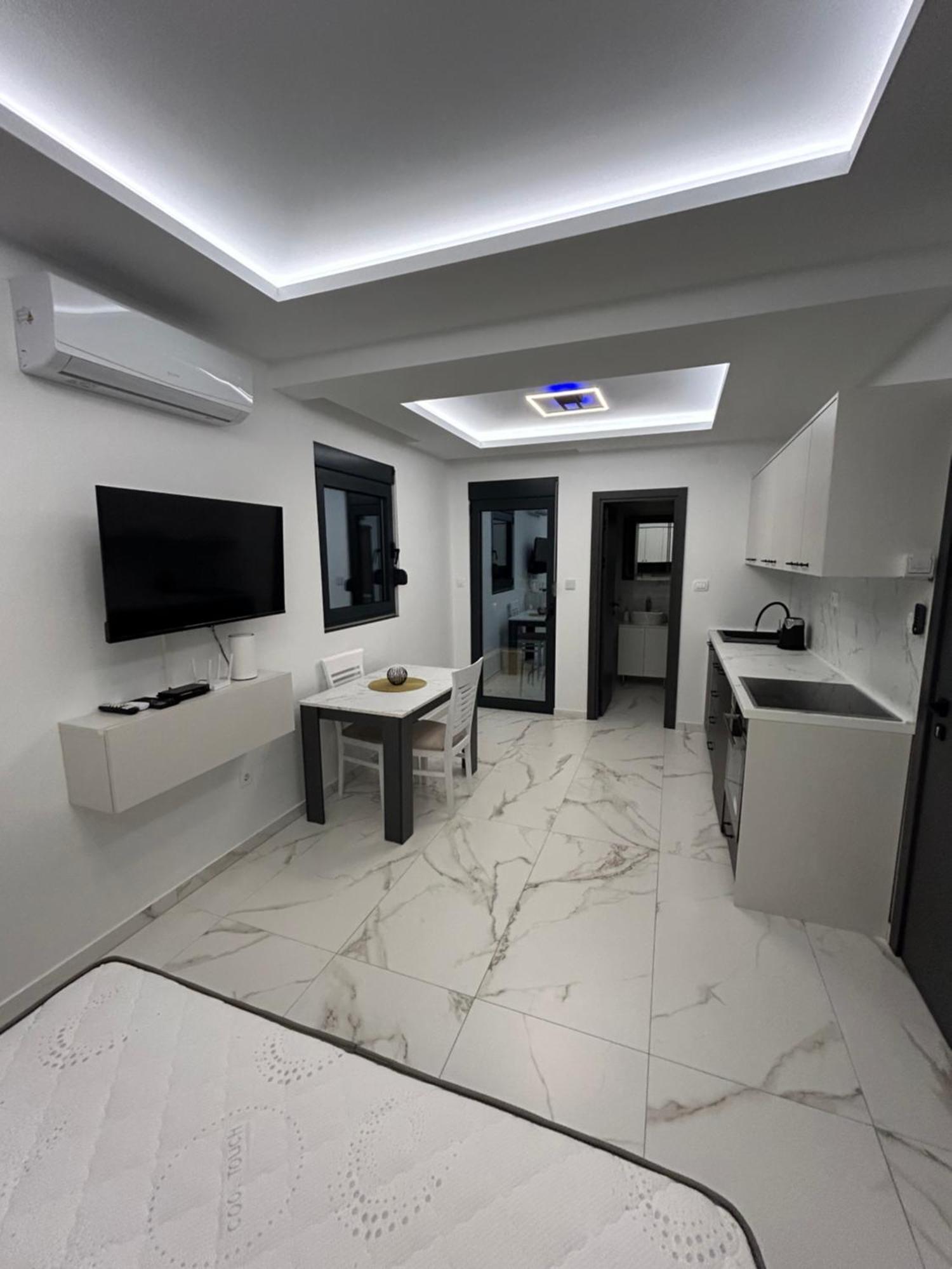 Merlin Prestige Apartman Budva